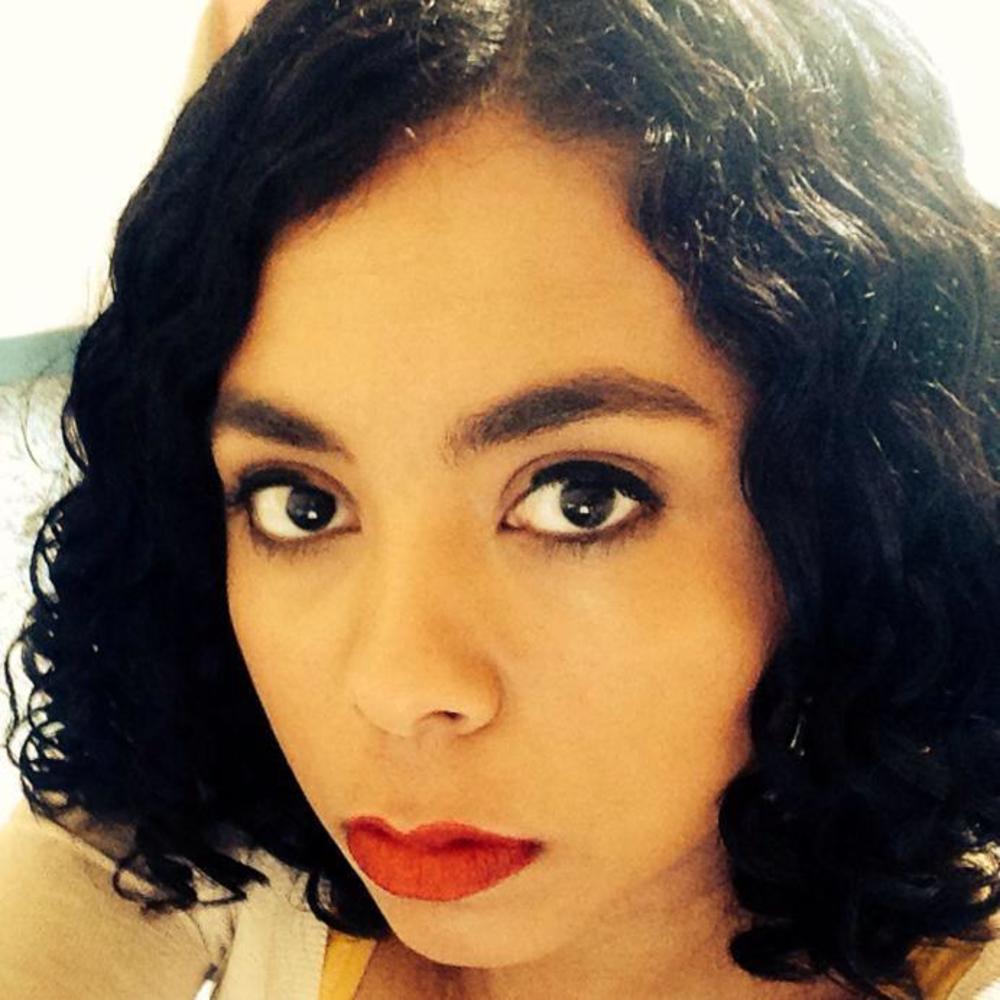 Meet your Posher, Cynthia